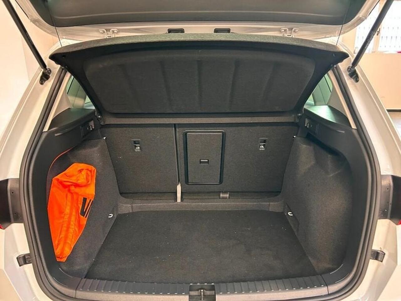 Seat Seat Ateca usata, con alzacristalli elettrici