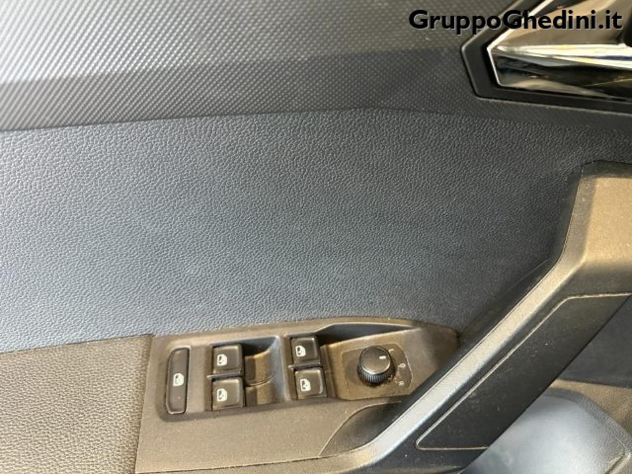Seat Seat Ibiza usata, con servo sterzo