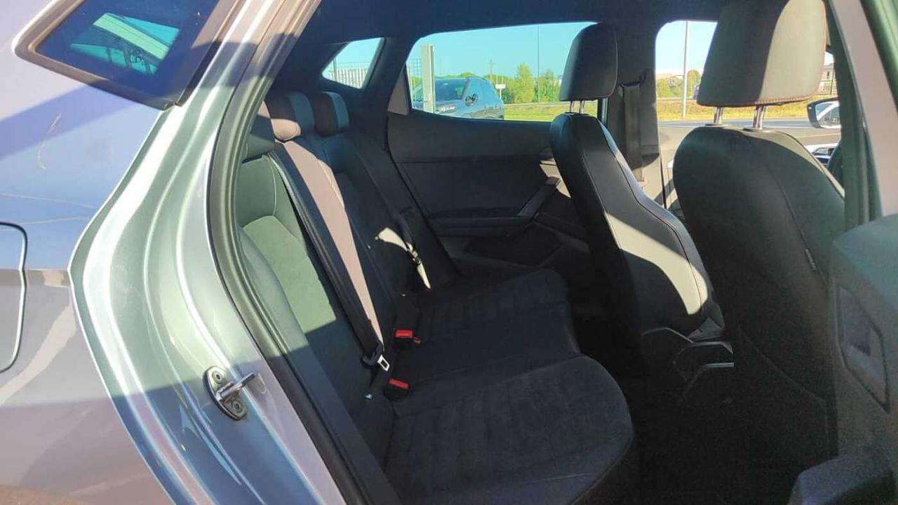 Seat Seat Ibiza usata, con 5 marce