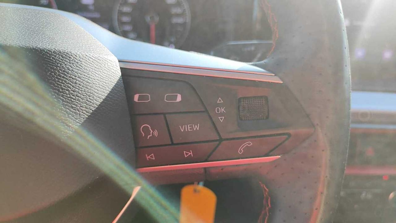 Seat Seat Ibiza usata, con cd-radio