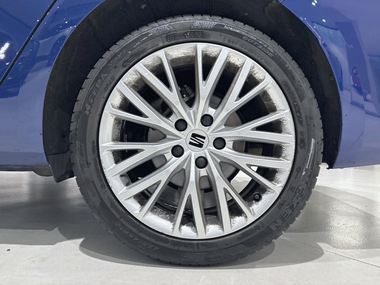 Seat Seat Leon usata, con 4 freni a disco con 2 dischi ventilati