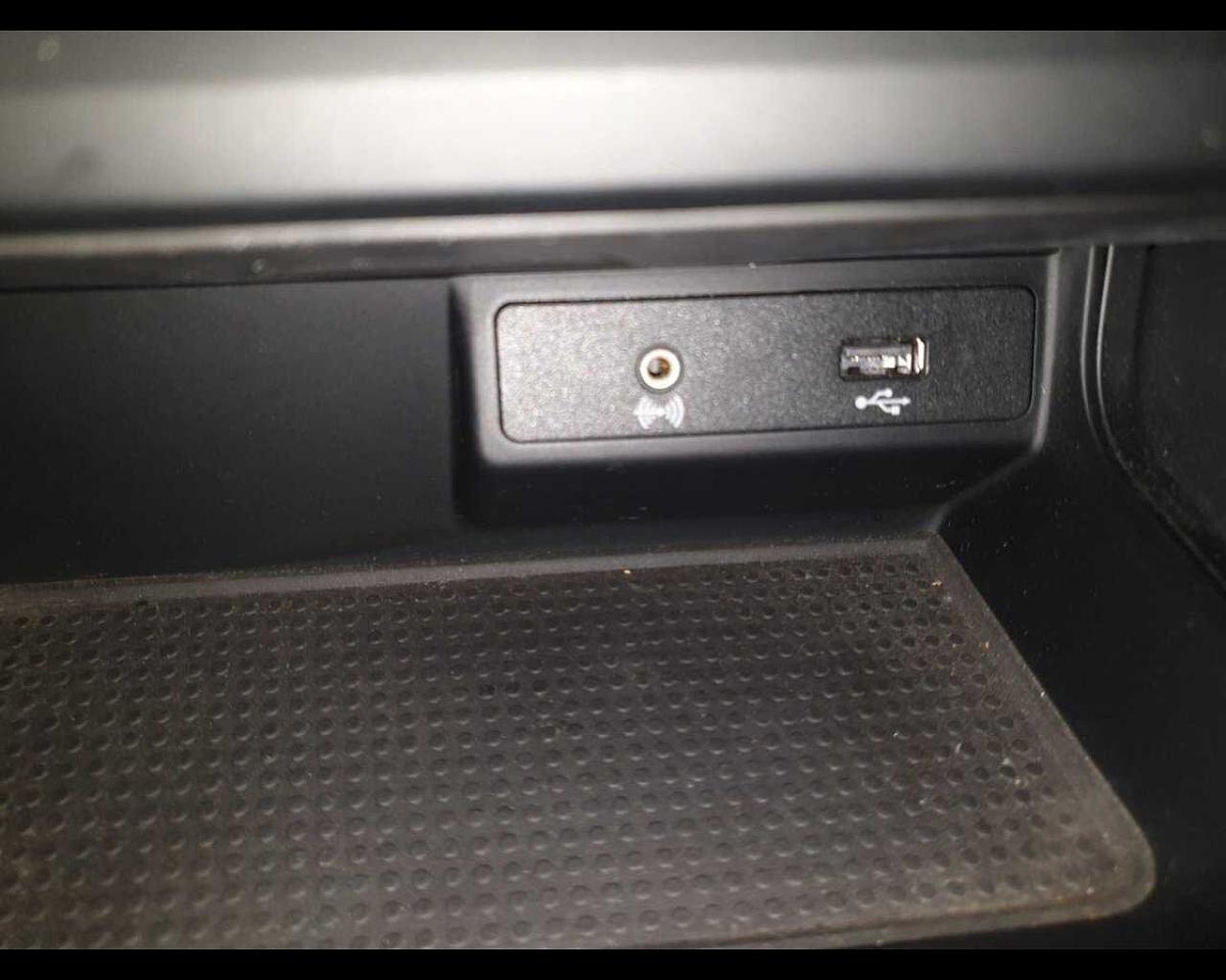 Seat Seat Leon usata, con fari alogeni