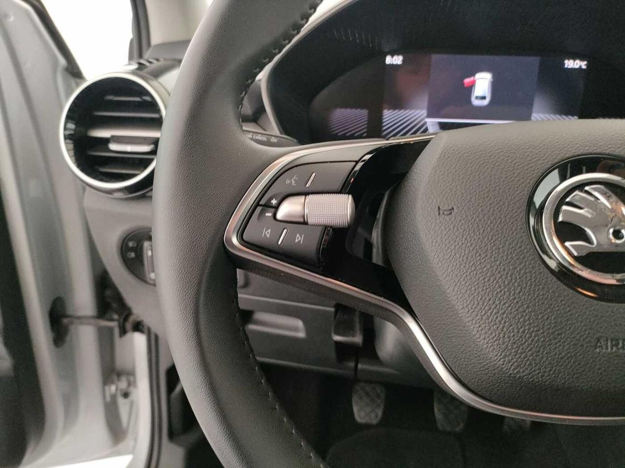 Skoda Skoda Fabia usata, con apertura automatica della chiusura centralizzata e attivazione luci di emergenza in caso di urto