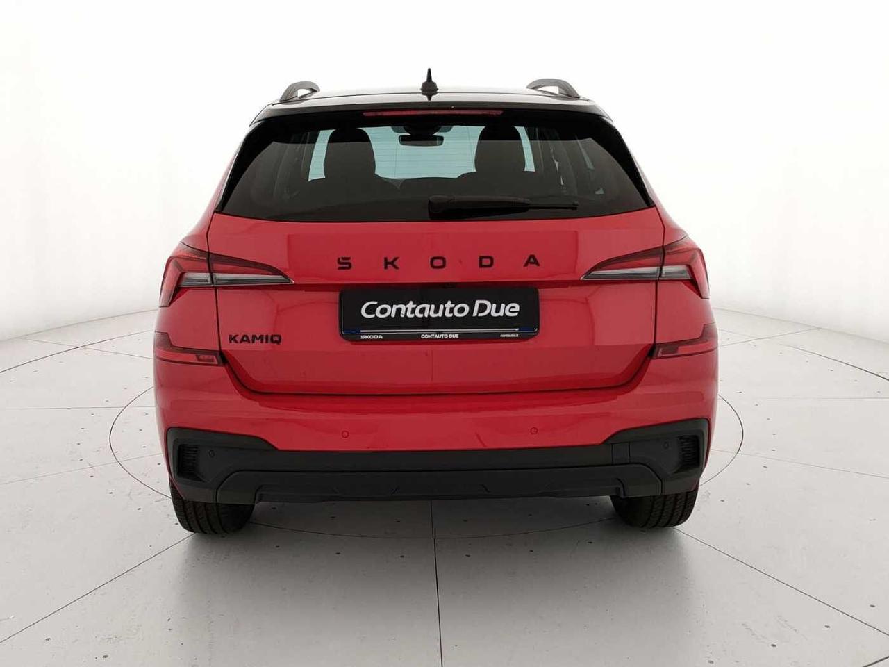 Skoda Skoda Kamiq usata, con cappelliera posteriore asportabile e riponibile dietro lo schienale dei sedili posteriori