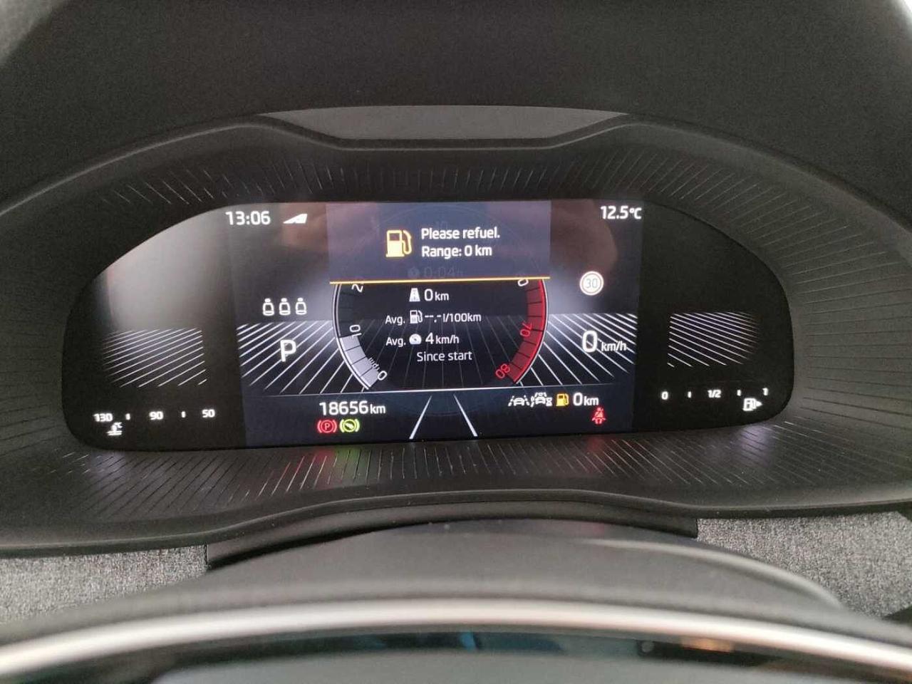 Skoda Skoda Kamiq usata, con apertura automatica della chiusura centralizzata e attivazione luci di emergenza in caso di urto