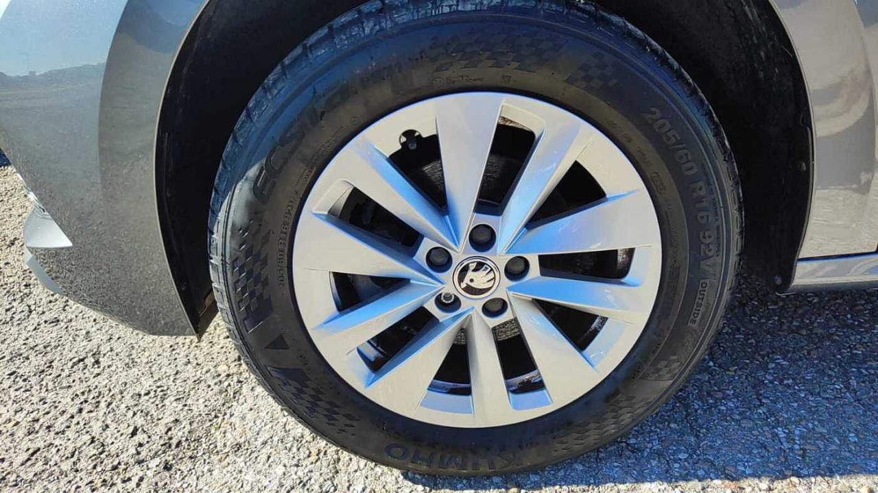 Skoda Skoda Kamiq usata 25