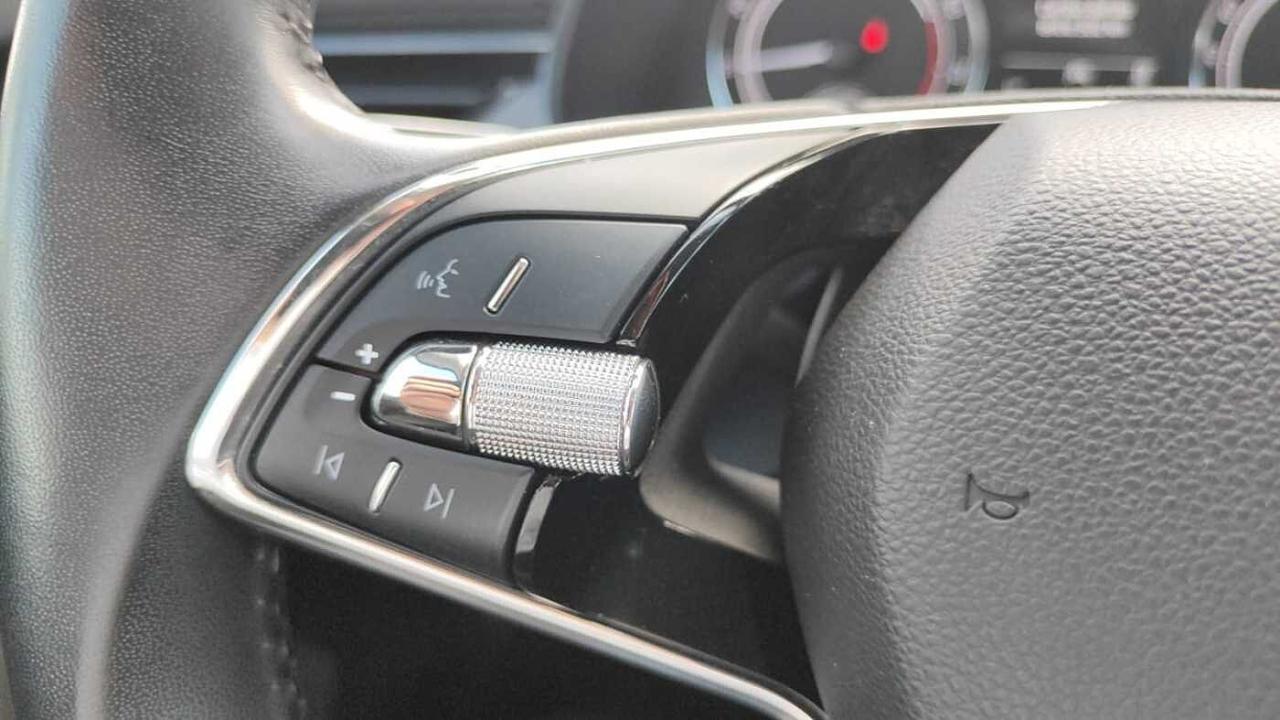Skoda Skoda Kamiq usata, con bluetooth