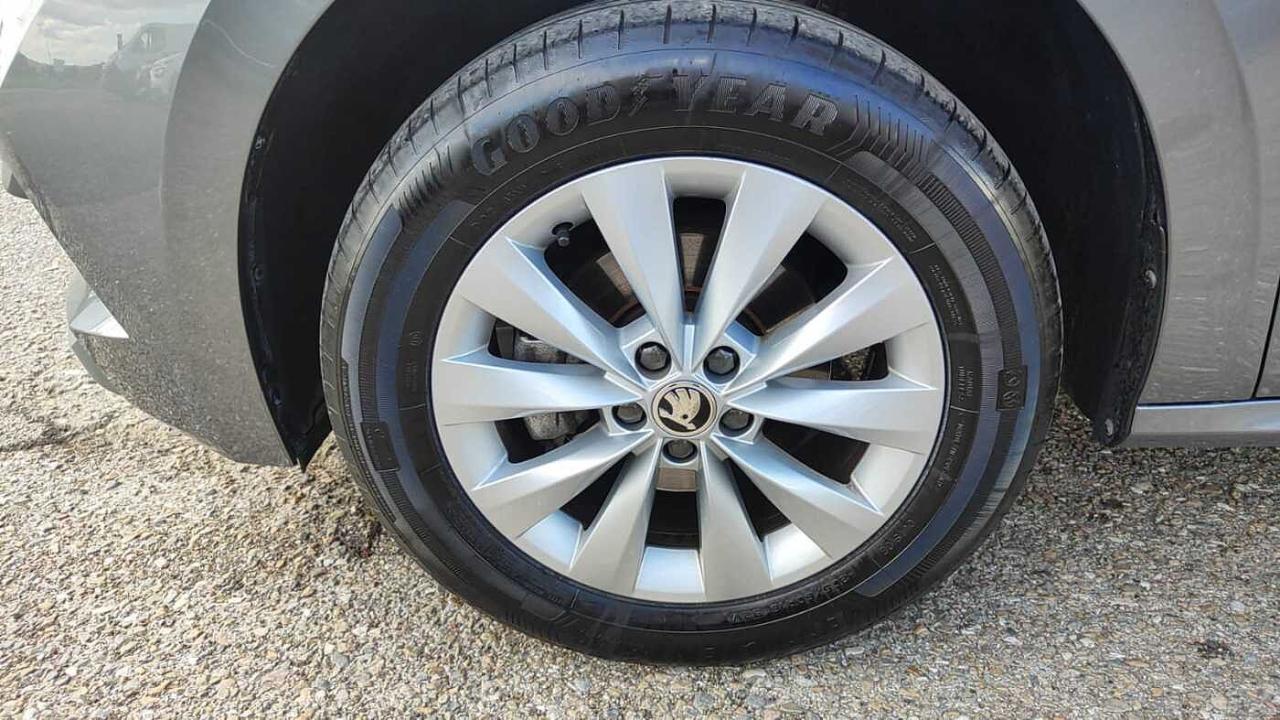 Skoda Skoda Kamiq usata 25