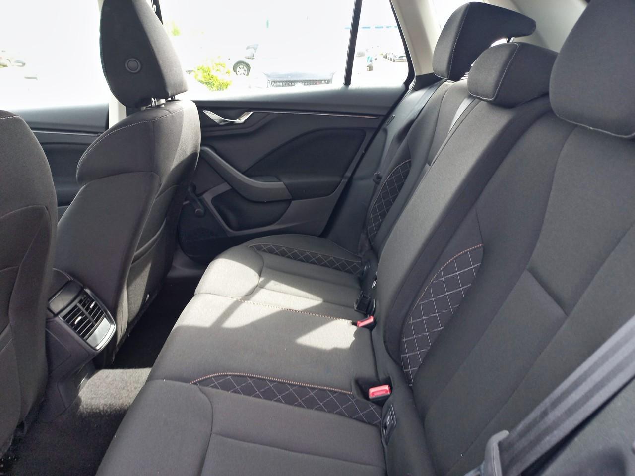Skoda Skoda Kamiq usata, con 4 freni a disco con 2 dischi ventilati