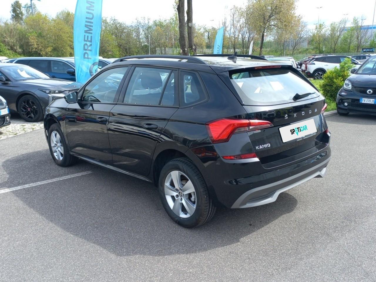 Skoda Skoda Kamiq usata, con cinture sicurezza post. conducente con pretensionatori, cinture sicurezza post. passeggero con pretensionatori, cinture sicurezza post. centrale a 3 punti