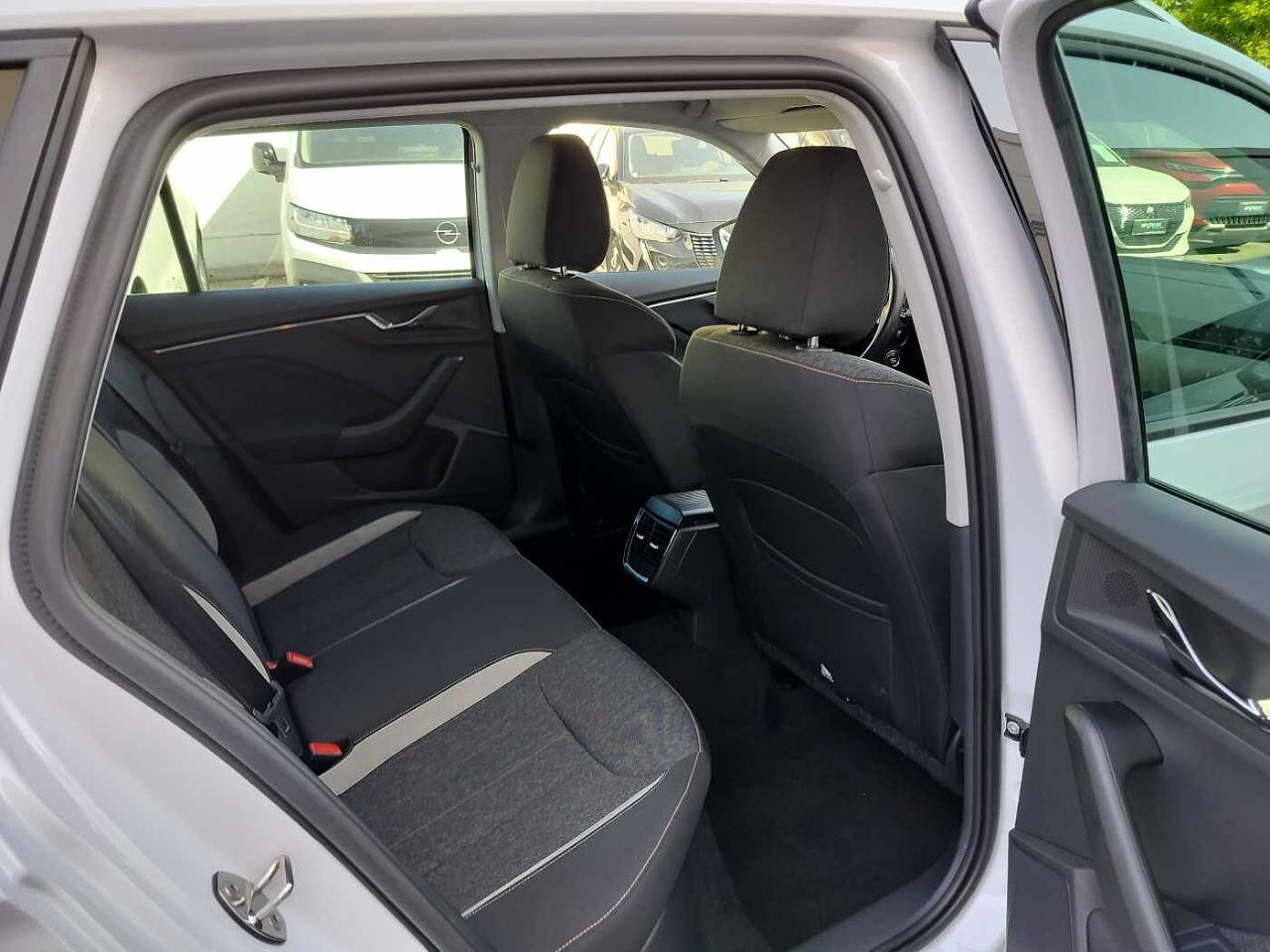 Skoda Skoda Kamiq usata, con barre porta tutto