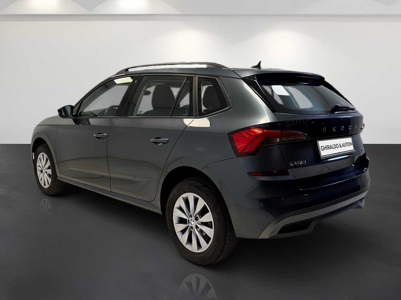 Skoda Skoda Kamiq usata, con hill holder