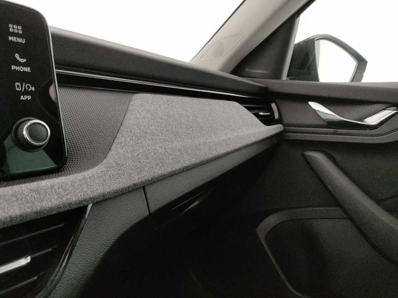 Skoda Skoda Kamiq usata 21