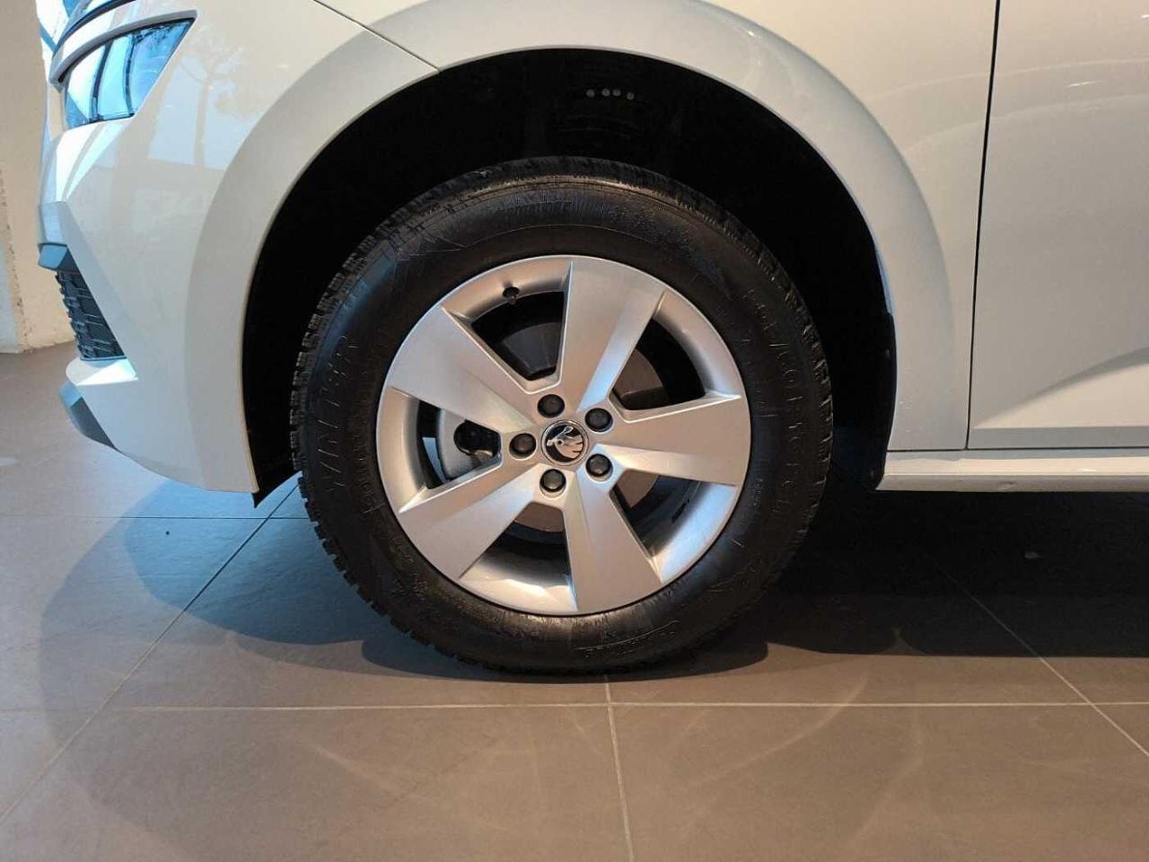 Skoda Skoda Kamiq usata 17