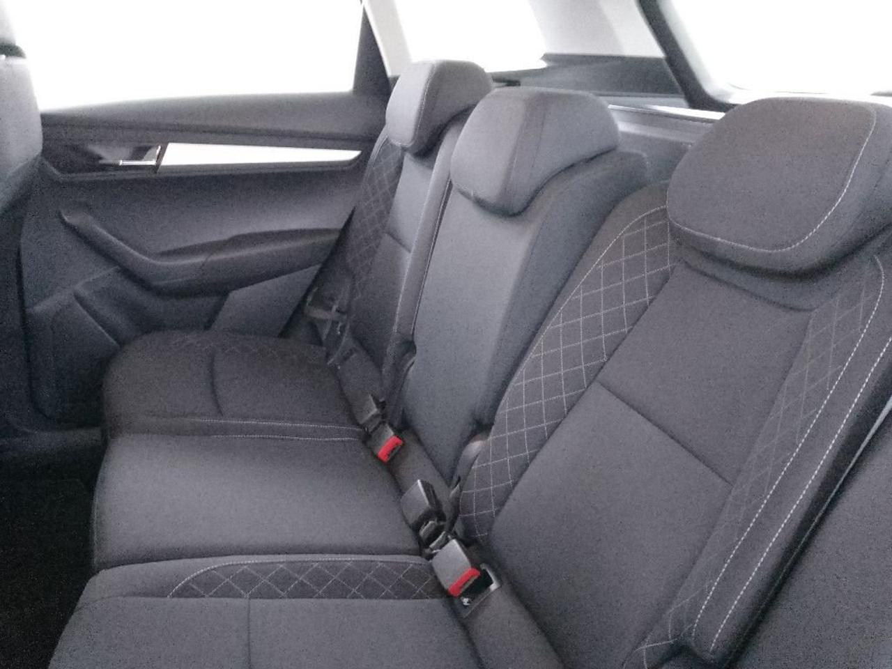 Skoda Skoda Karoq usata, con fendinebbia