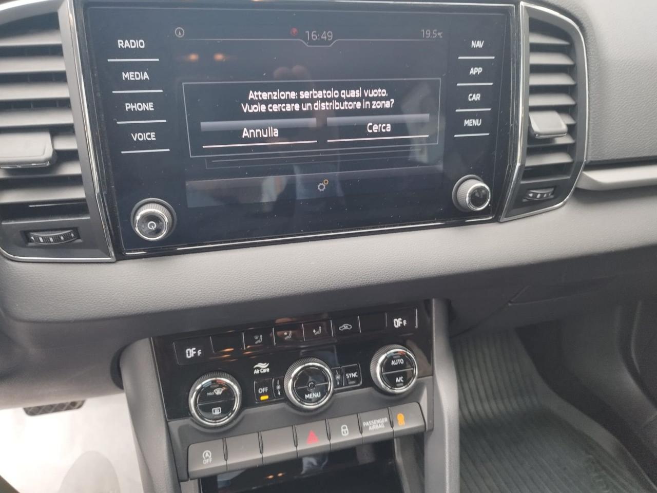 Skoda Skoda Karoq usata, con alzacristalli elettrici