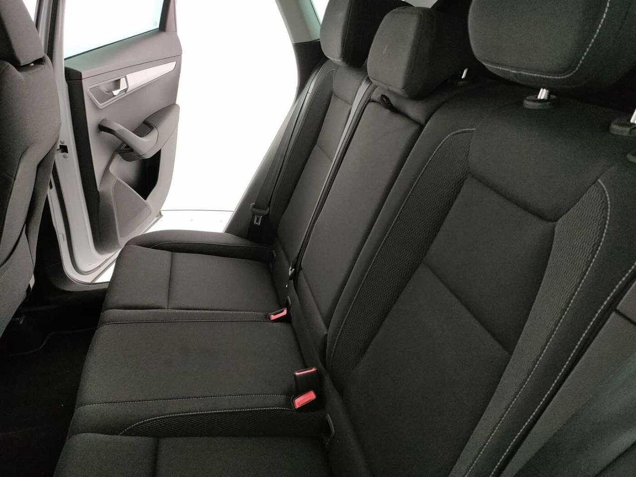 Skoda Skoda Karoq usata, con 2750