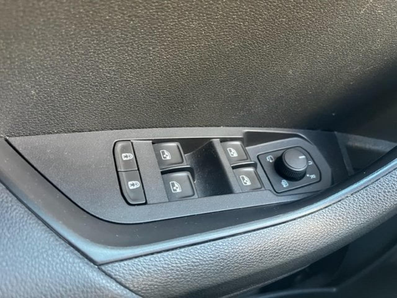 Skoda Skoda Karoq usata, con autoradio