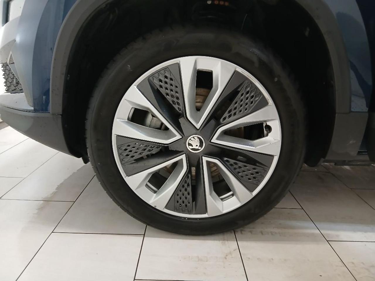 Skoda Skoda Karoq usata, con Mirror Screen