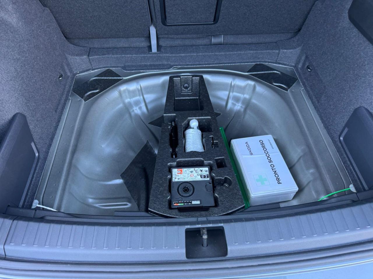 Skoda Skoda Karoq usata, con GPS