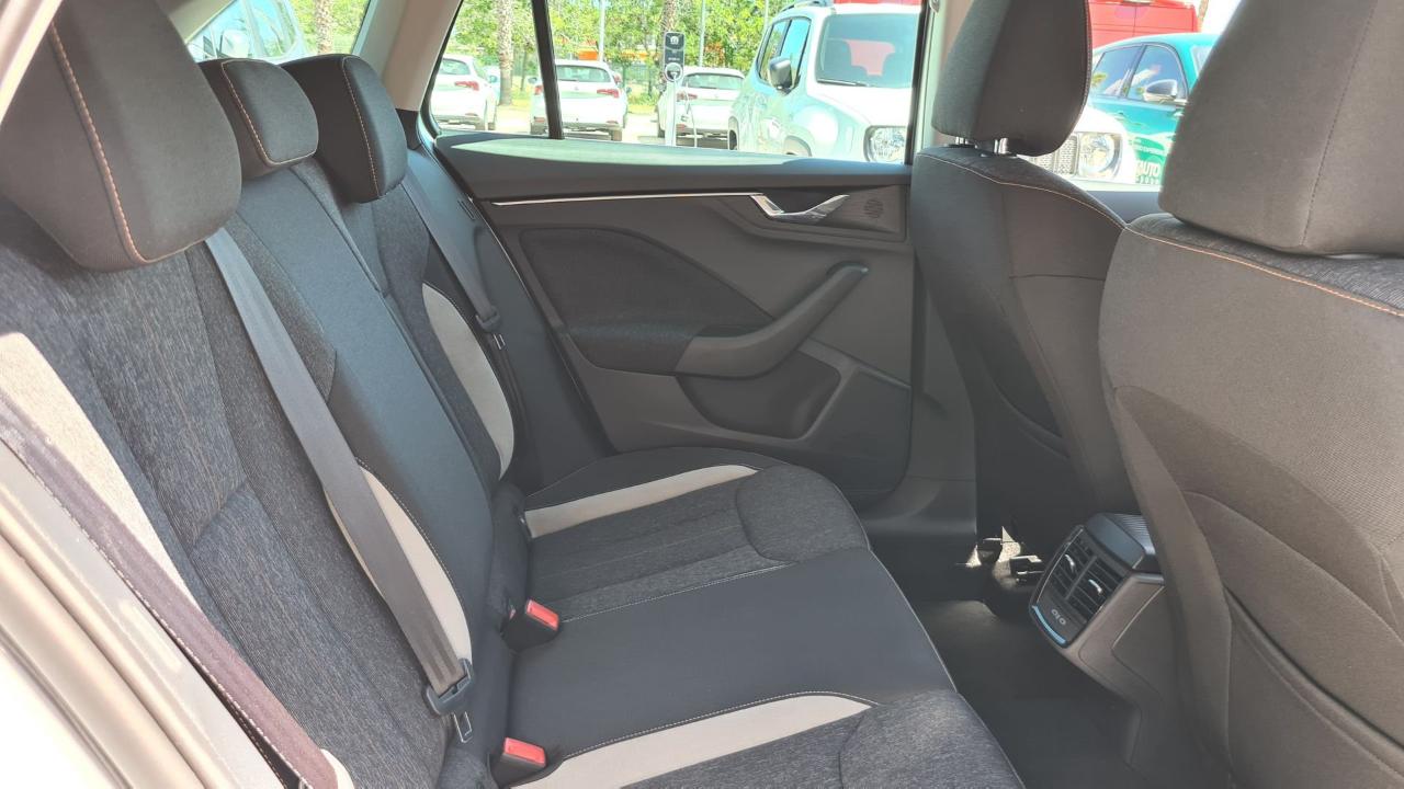 Skoda Skoda Scala usata, con cerchi in lega