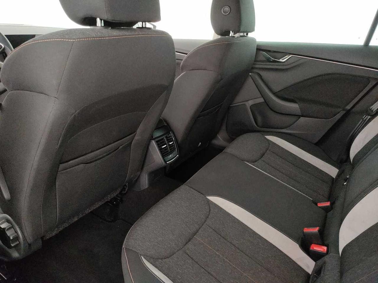 Skoda Skoda Scala usata, con airbag laterale anteriore con airbag testa