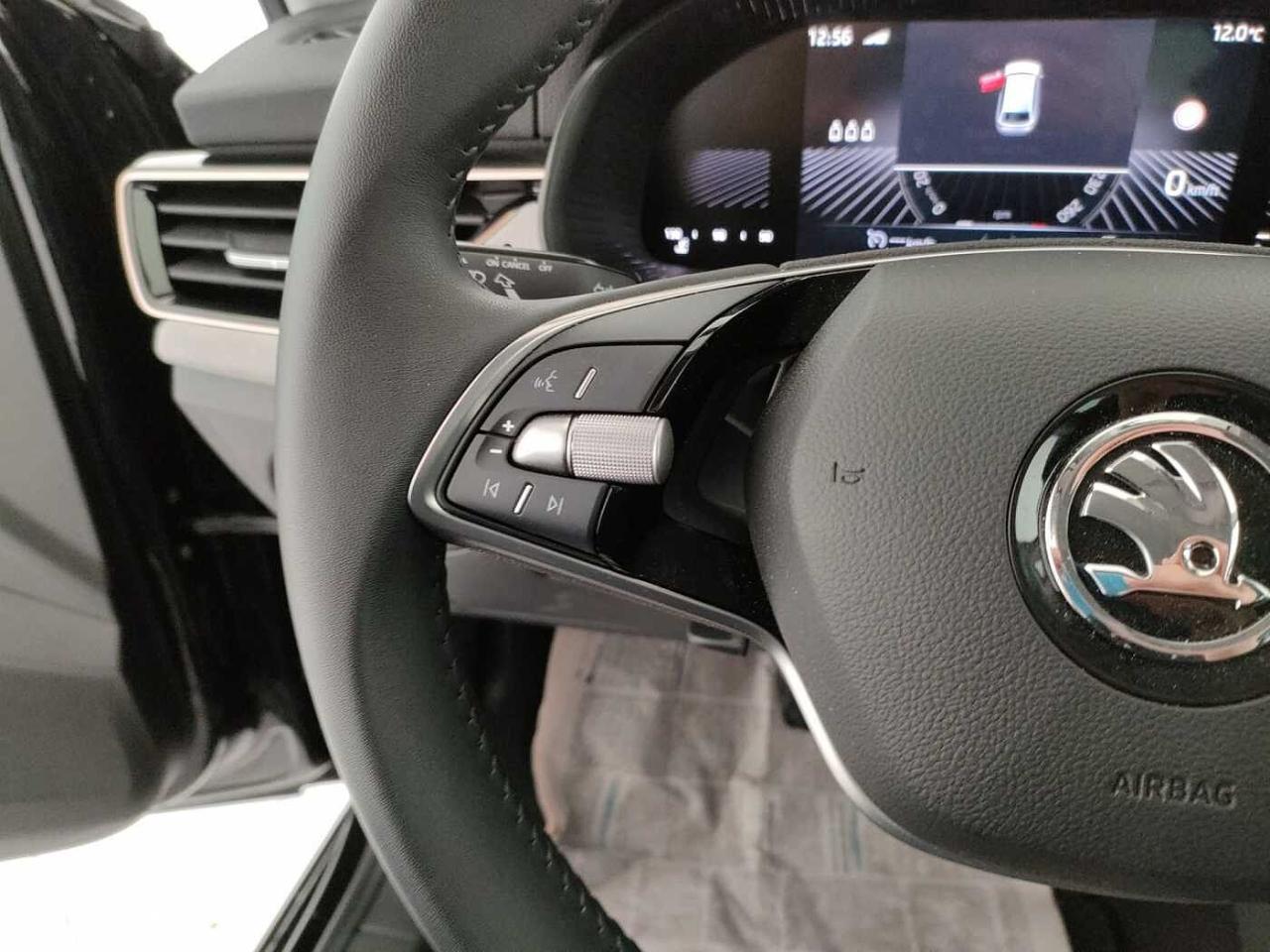 Skoda Skoda Scala usata, con apertura automatica della chiusura centralizzata e attivazione luci di emergenza in caso di urto