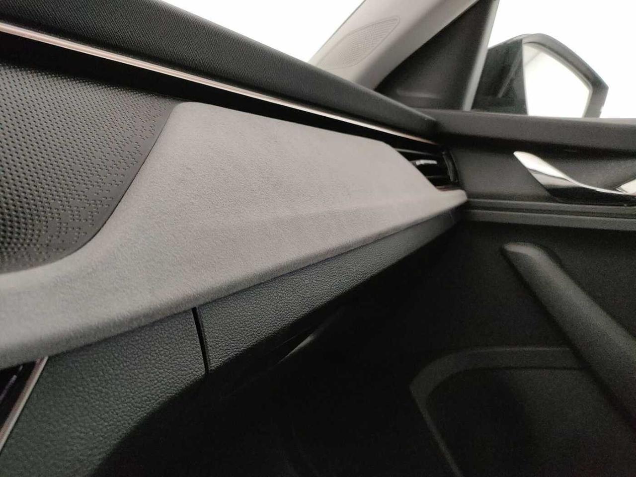 Skoda Skoda Scala usata, con bracciolo centrale posteriore