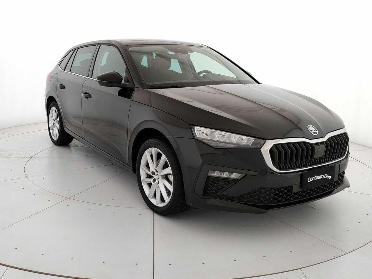 Skoda Skoda Scala usata, con cappelliera posteriore asportabile e riponibile dietro lo schienale dei sedili posteriori