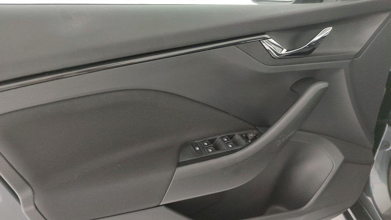 Skoda Skoda Scala usata, con sensori luce