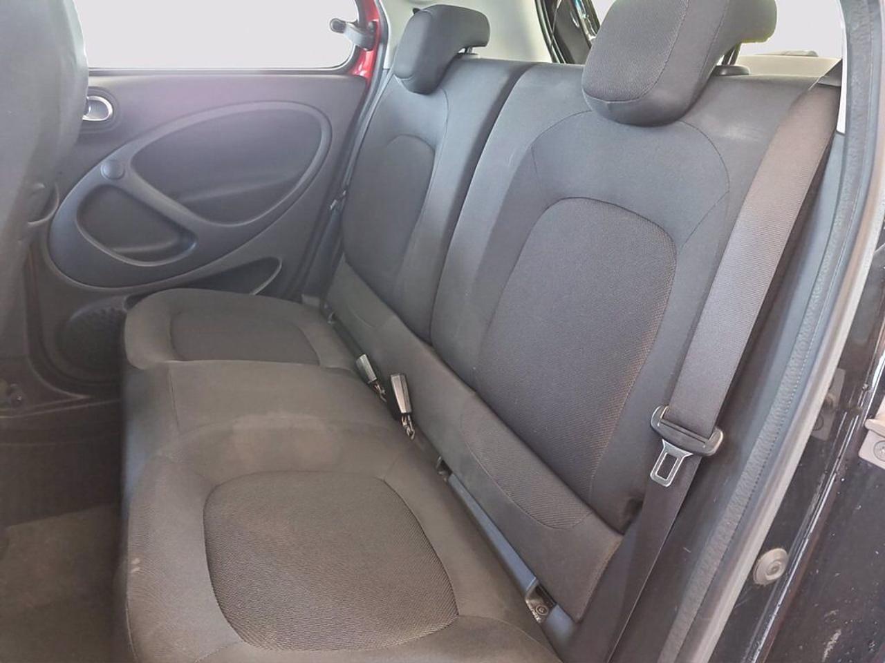 Smart Smart Forfour usata, con 4 airbag (2 frontali + 2 laterali)