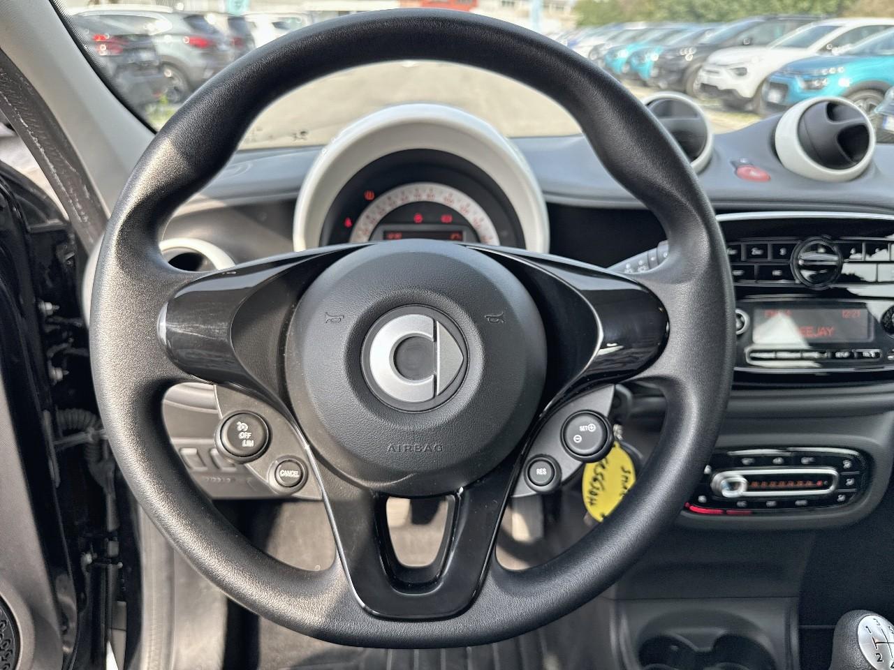 Smart Smart Forfour usata, con alzacristalli elettrici anteriori , numero ad impulso 2