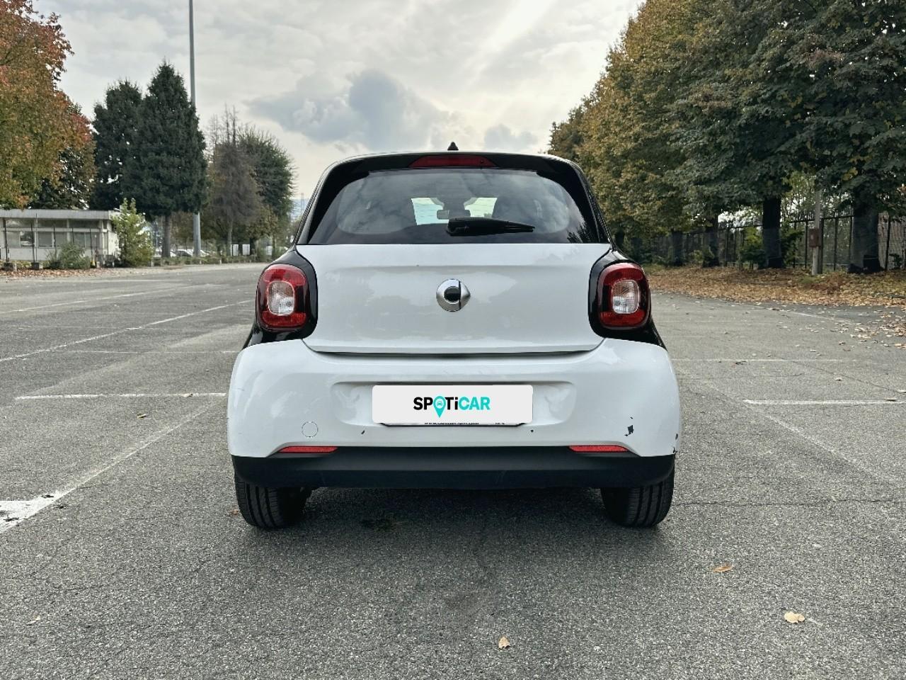 Smart Smart Forfour usata, con comandi apps