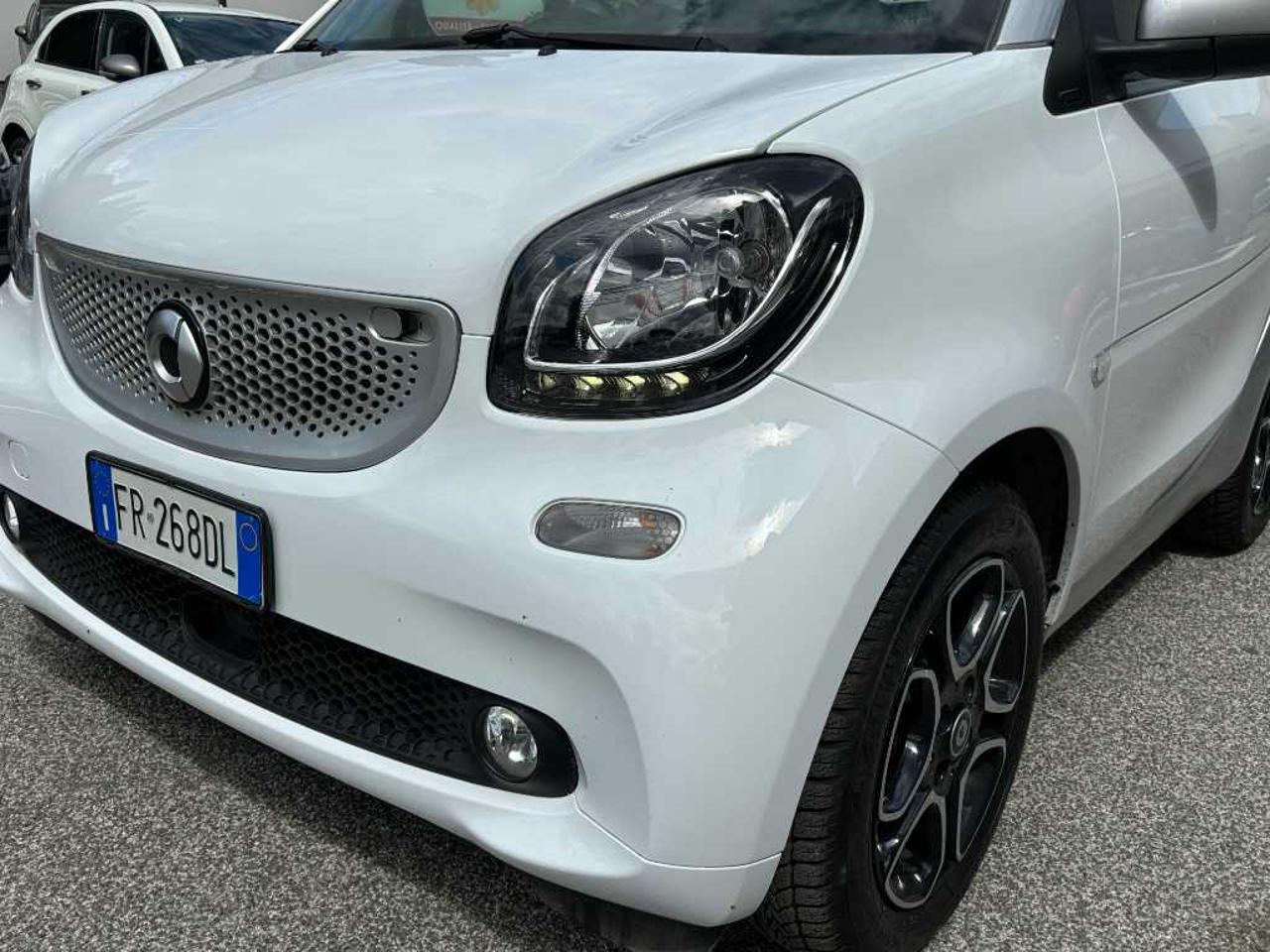 Smart Smart Fortwo usata, con luci diurne
