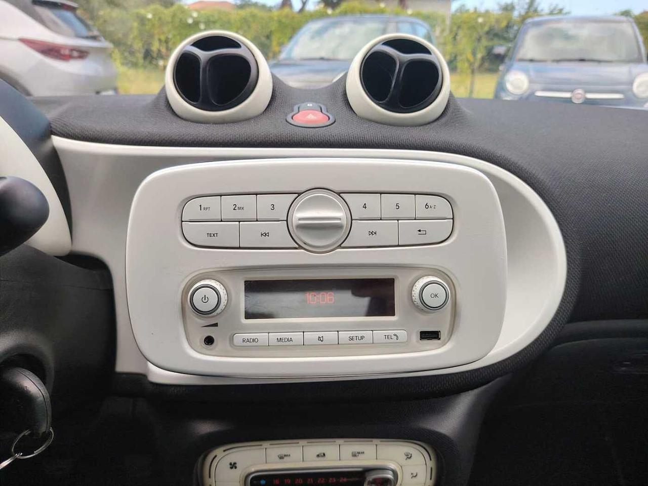 Smart Smart Fortwo usata, con cintura di sicurezza senza regolazione di altezza