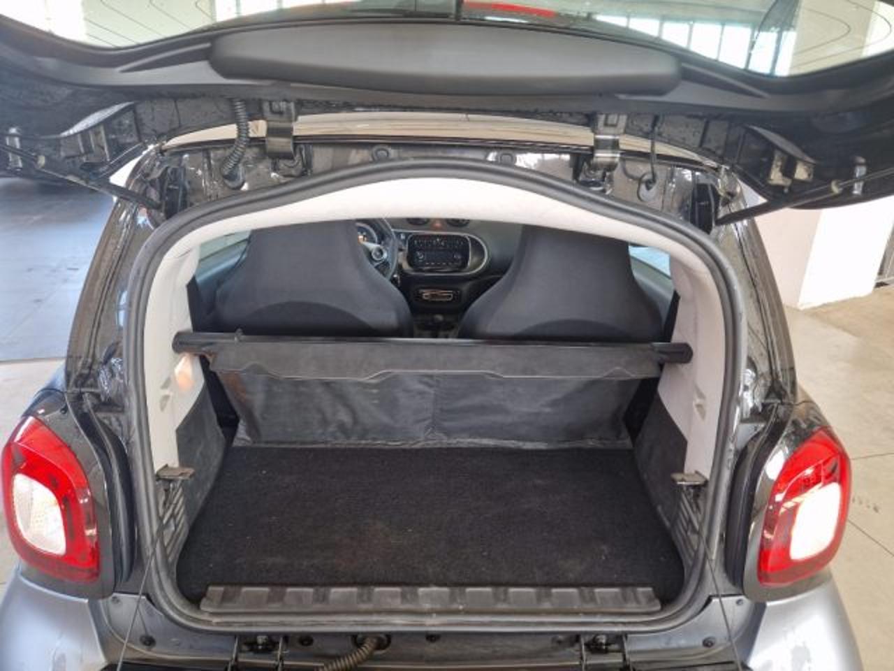 Smart Smart Fortwo usata, con chiusura centralizzata