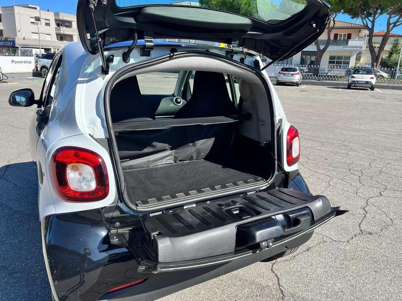 Smart Smart Fortwo usata, con 2x Airbag frontali (conducente + passeggero)