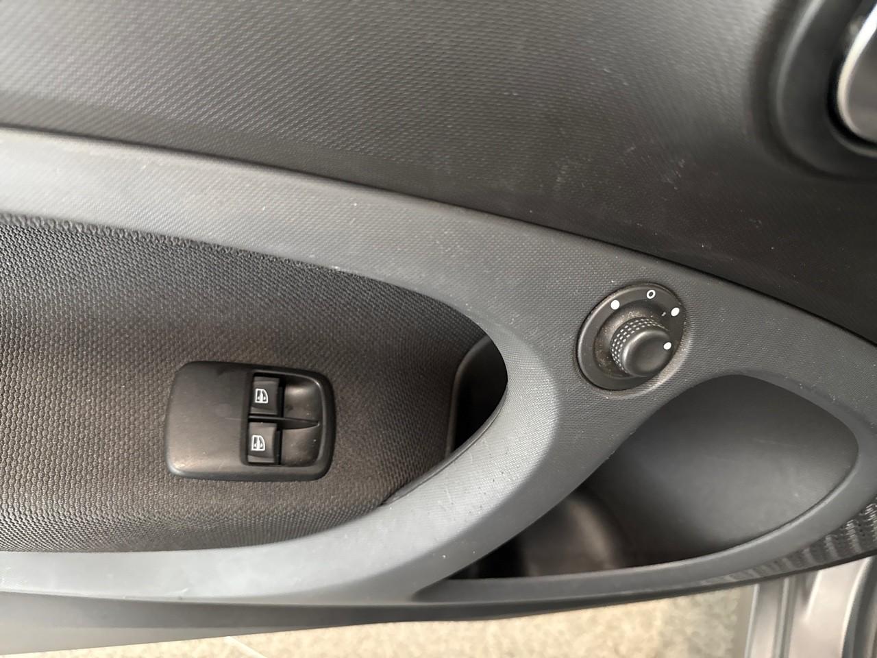 Smart Smart Fortwo usata, con computer con velocità media, consumo medio, consumo istantaneo e autonomia