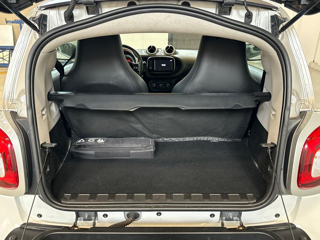 Smart Smart Fortwo usata, con comando luci con sensore di oscurità manuale
