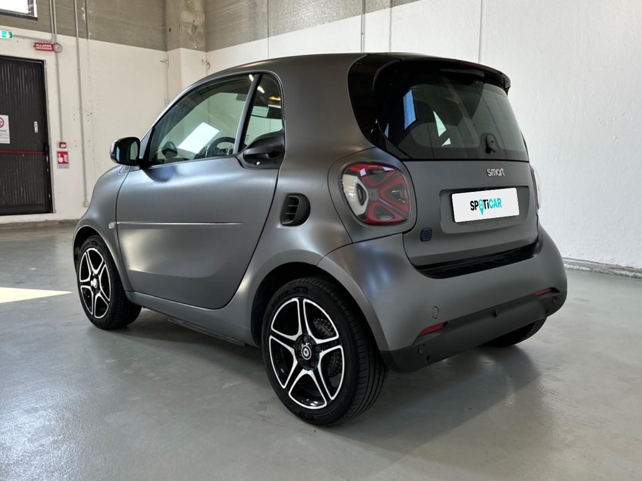 Smart Smart Fortwo usata, con comandi apps