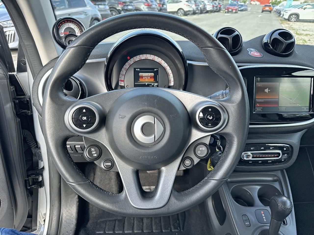 Smart Smart Fortwo usata, con alzacristalli elettrici anteriori , numero ad impulso 2