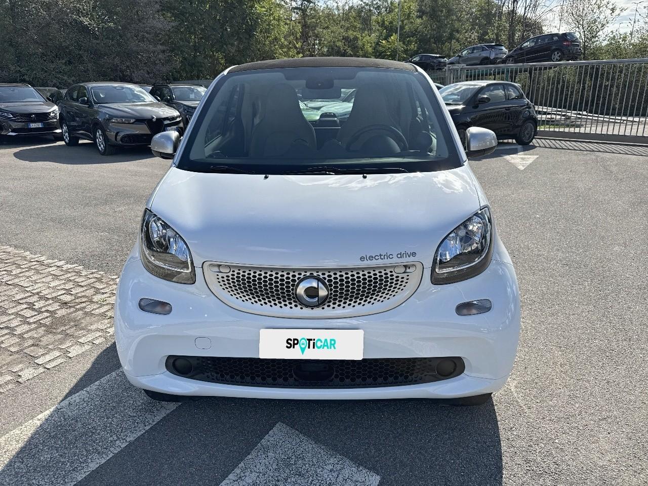 Smart Smart Fortwo usata, con assistenza alla frenata di emergenza