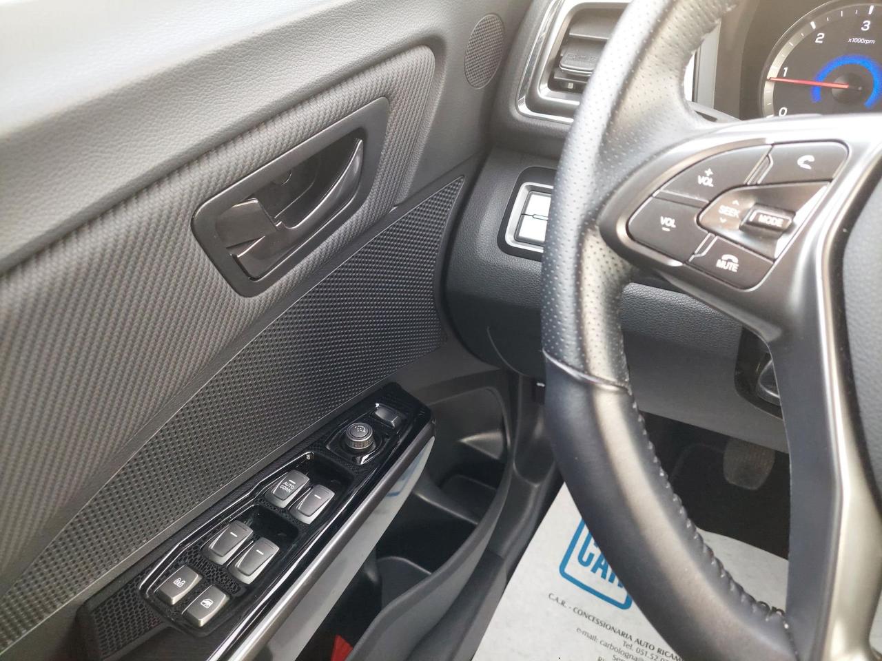 Ssangyong Ssangyong Tivoli usata, con autoradio