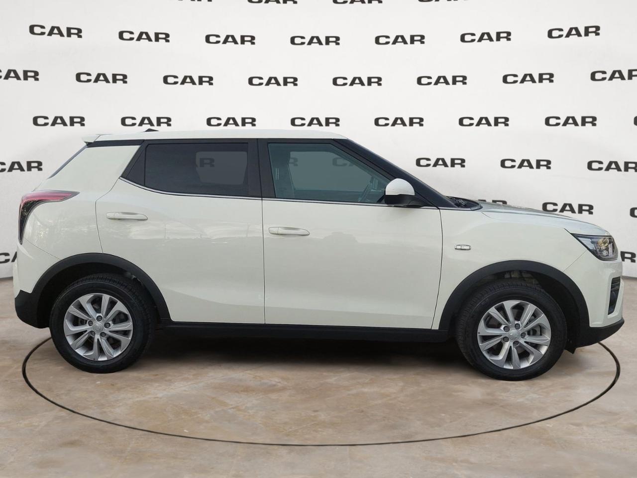 Ssangyong Ssangyong Tivoli usata 13