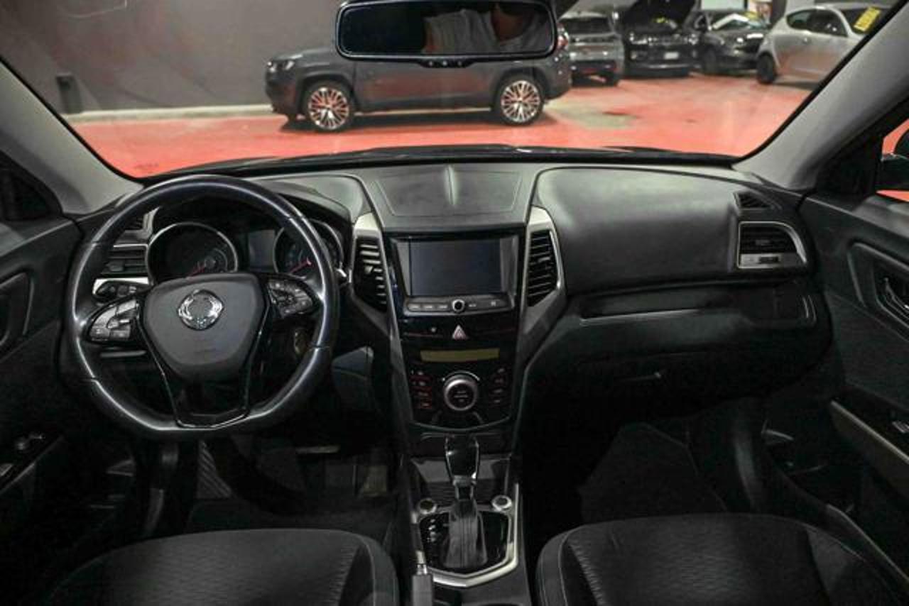 Ssangyong Ssangyong Tivoli usata 13