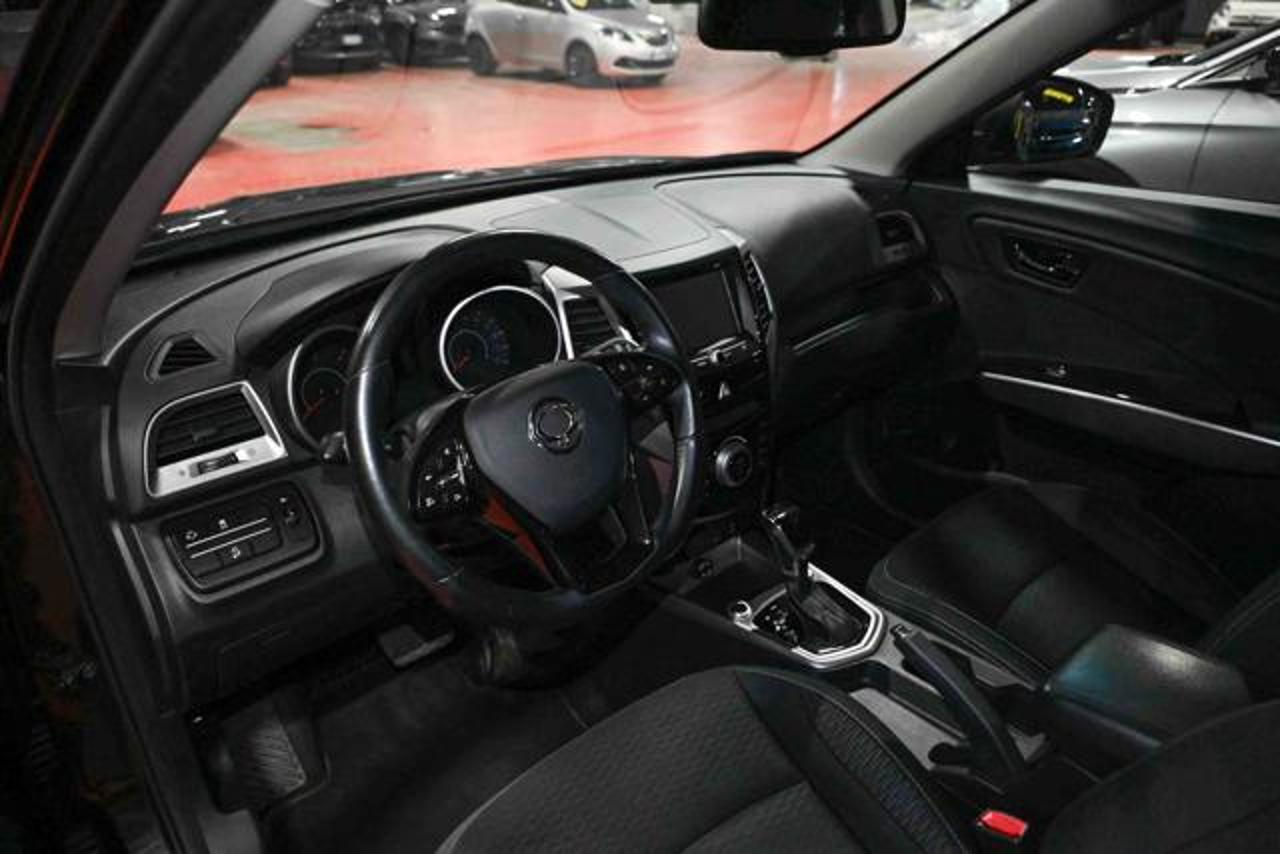 Ssangyong Ssangyong Tivoli usata 14