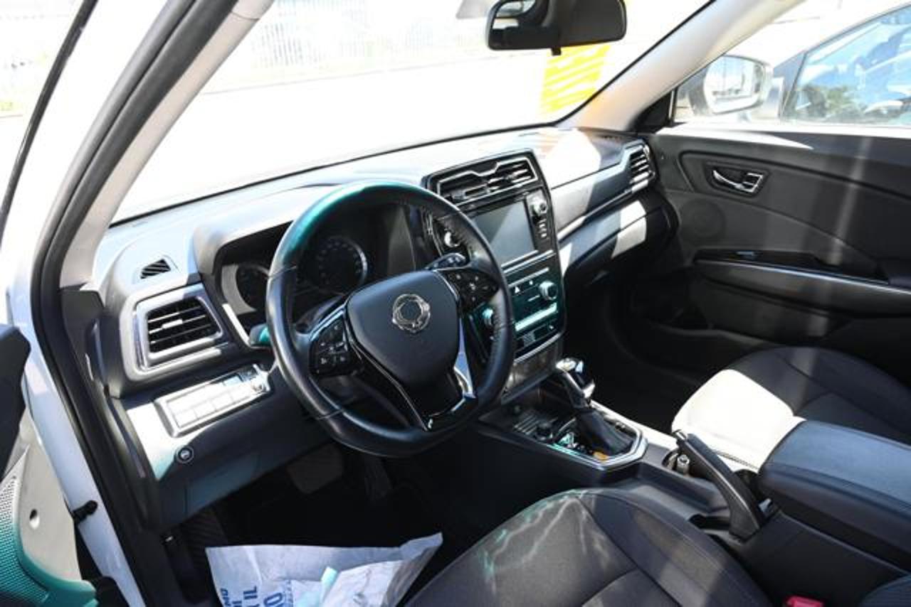 Ssangyong Ssangyong Tivoli usata 12
