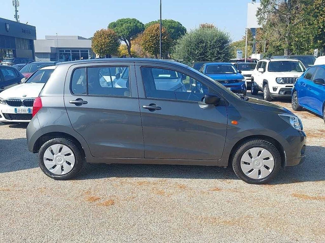 Suzuki Suzuki Celerio usata, con cassetto anteriore lato passeggero