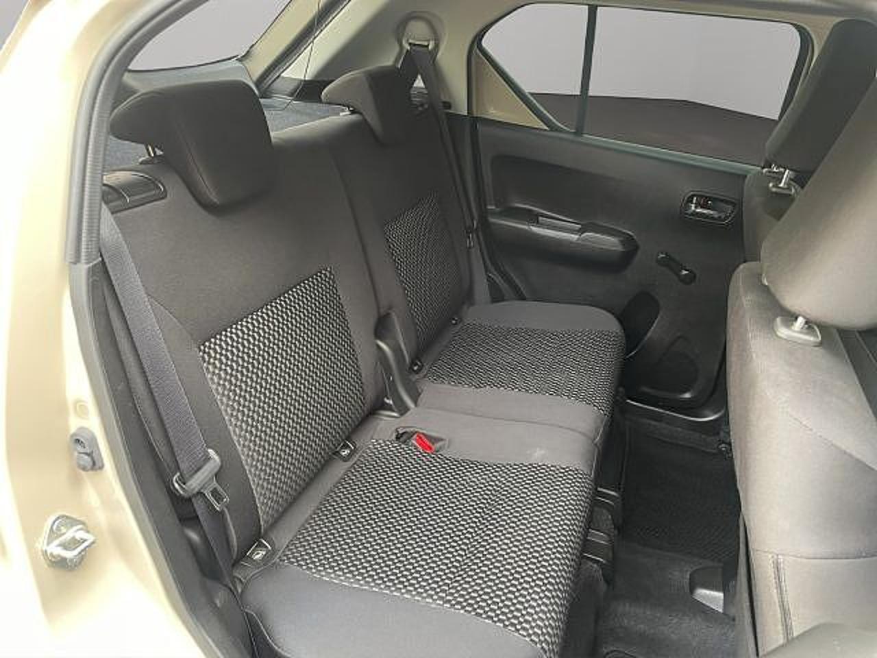 Suzuki Suzuki Ignis usata 12