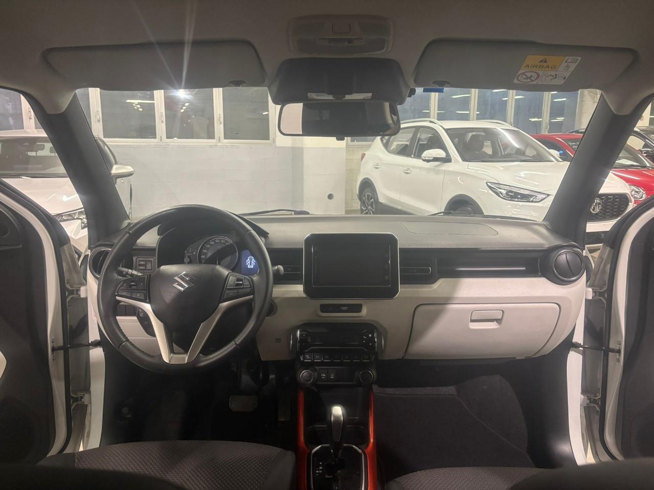 Suzuki Suzuki Ignis usata, con navigatore